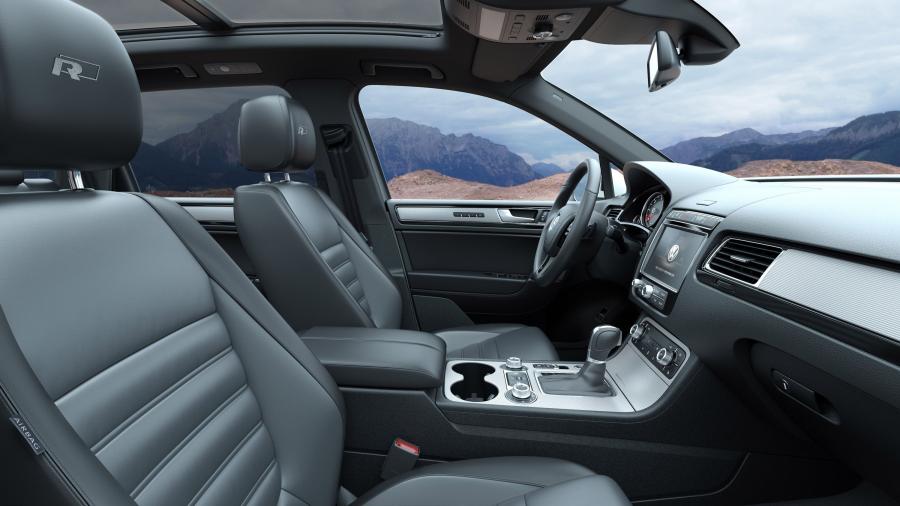  Volkswagen Touareg R-Line 2014 года  (фото 10 из 11)